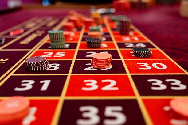 Hacksaw Gaming live dealer table on win368 mobile app showing real-time card dealing